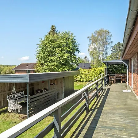 Σπίτι διακοπών In With Wifi Hesselager